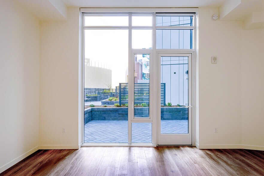 More Photos Of 2016 Telegraph Ave, Oakland Multifamily For Sale