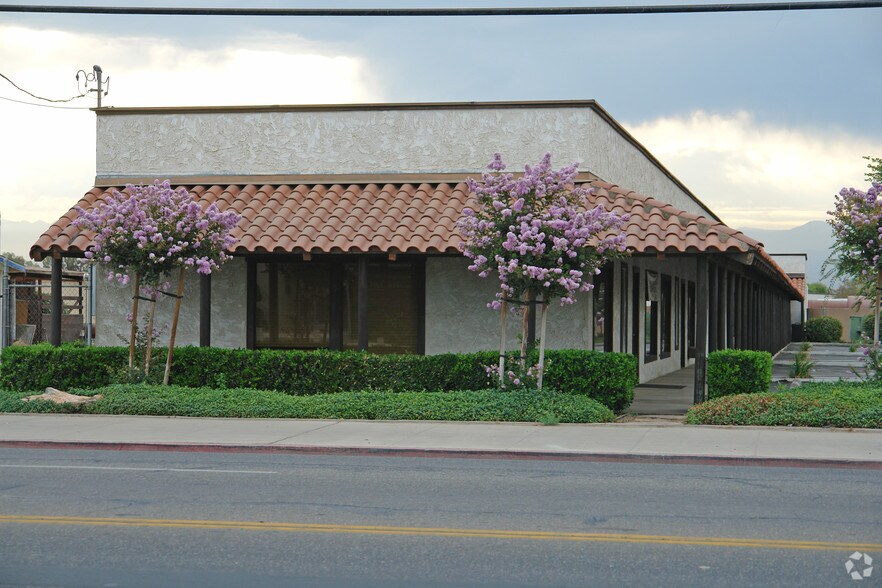 More Photos Of 724 N Ben Maddox Way, Visalia Office For Lease