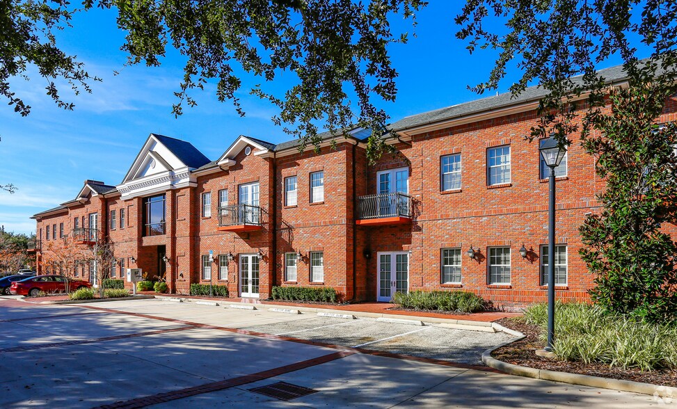 More Photos Of 1601-1615 Edgewater Dr, Orlando Office For Lease