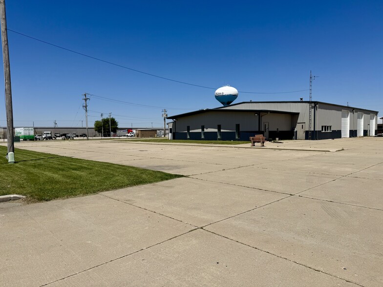 Primary Photo Of 200 W Stevenson Rd, Ottawa Manufacturing For Lease