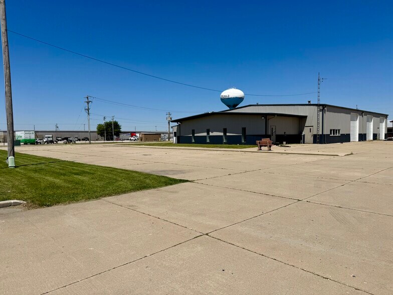 More Photos Of 200 W Stevenson Rd, Ottawa Manufacturing For Lease