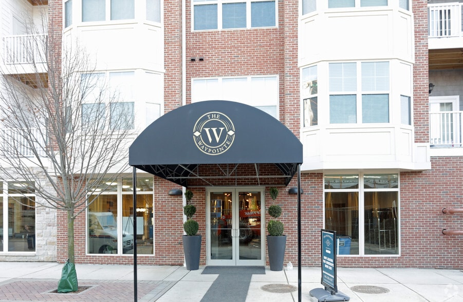 More Photos Of 515 West Ave, Norwalk Unknown For Lease