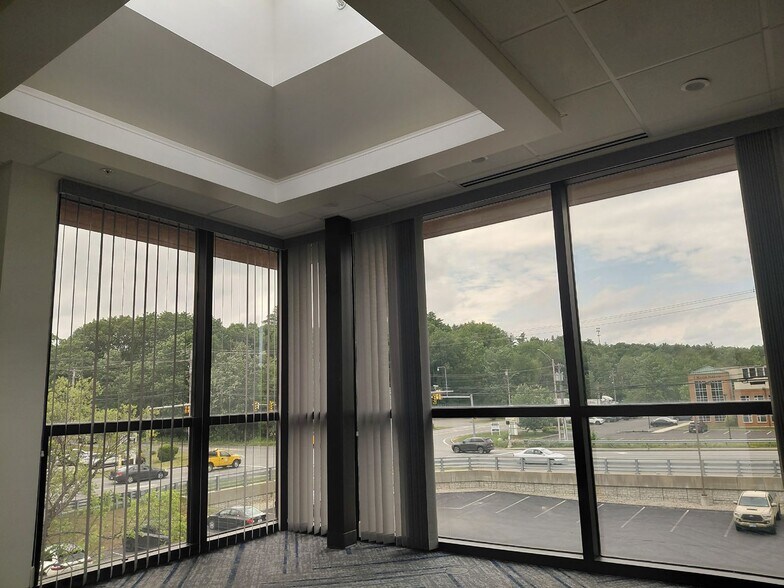 More Photos Of 1 Stiles Rd, Salem Office For Sale