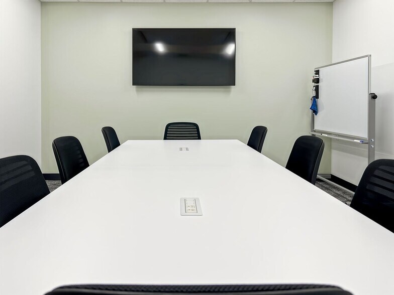 Primary Photo Of 3940 Peninsular Dr SE, Grand Rapids Coworking Space