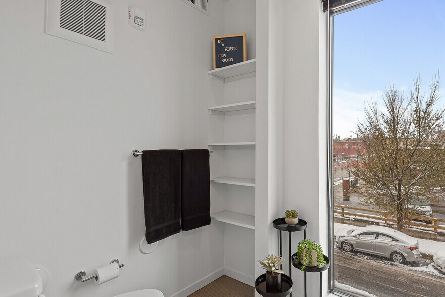 More Photos Of 2640 Nicollet Ave, Minneapolis Apartments For Sale