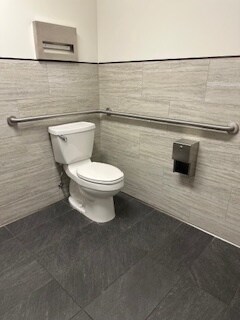 More Photos Of 2130-2162 Ringwood Ave, San Jose Showroom For Lease