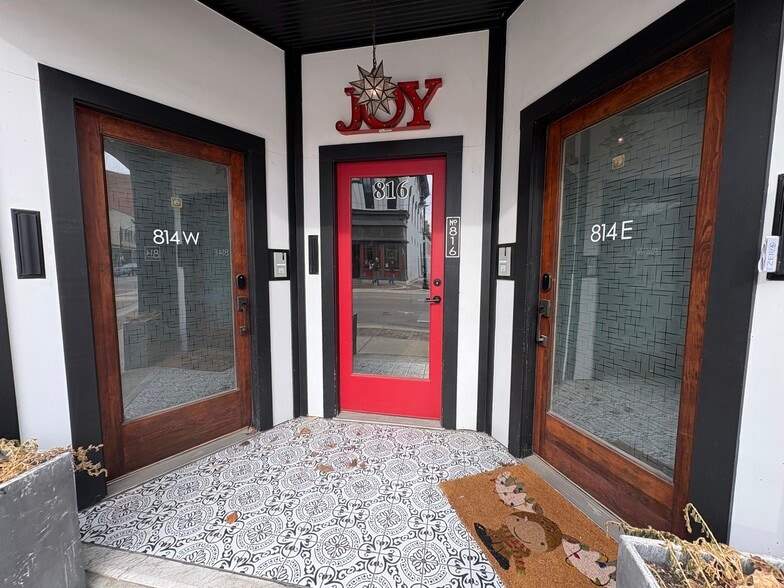 More Photos Of 816 Main St, Lafayette Storefront Retail Residential For Lease