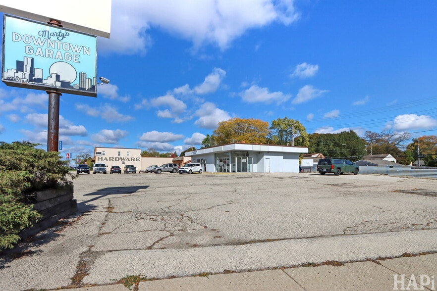 More Photos Of 426-450 S Milwaukee Ave, Libertyville Land For Sale