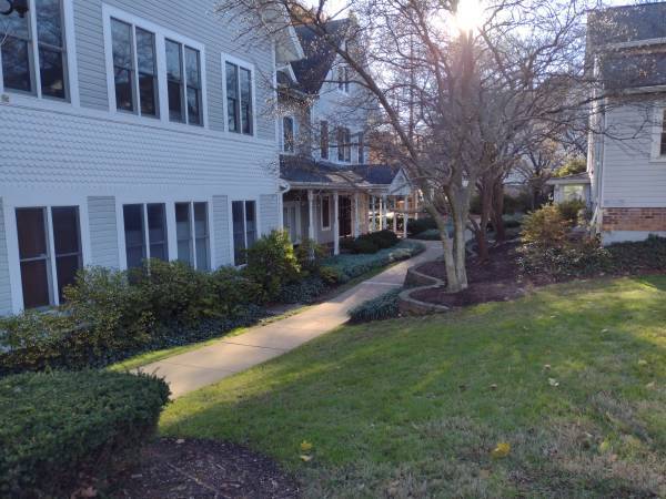 More Photos Of 306 N Washington St, Falls Church Office For Lease