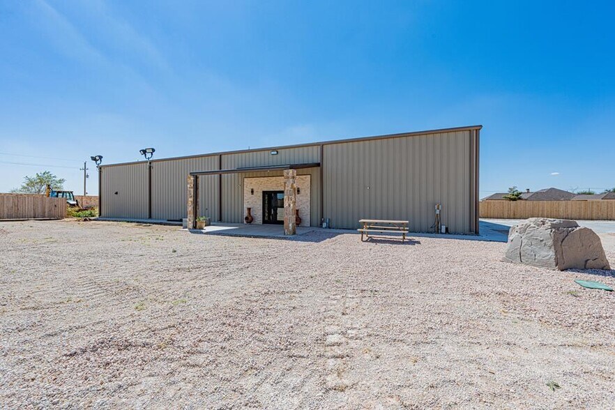 More Photos Of 4012 E County Road 63, Midland Specialty For Sale