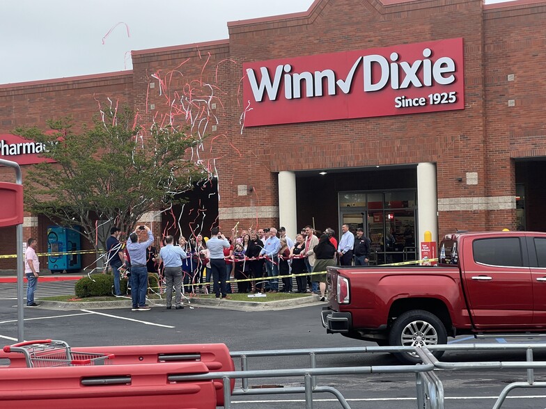 More Photos Of 50 S Blue Angel Pky, Pensacola Storefront For Lease
