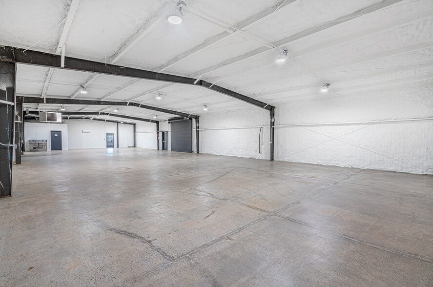 More Photos Of 10342 Old Redwood Hwy, Windsor Warehouse For Sale