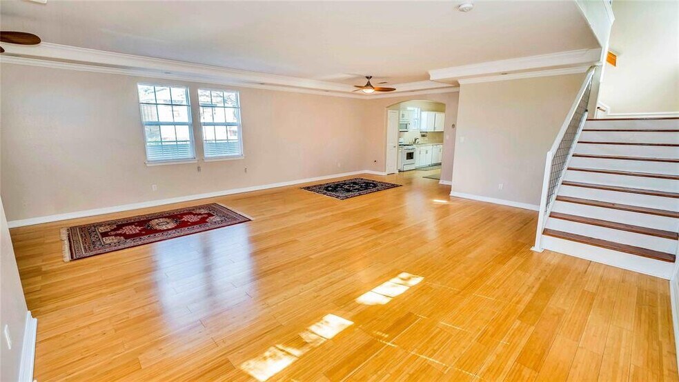 More Photos Of 4513 Nolda St, Houston Office Residential For Sale