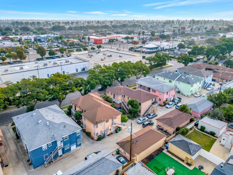 More Photos Of 3725 S Victoria Ave, Los Angeles Multifamily For Sale
