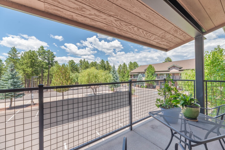 More Photos Of 1600 W University Ave, Flagstaff Medical For Sale
