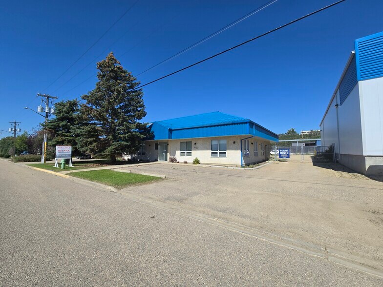 More Photos Of 4628 62 St, Red Deer Warehouse For Lease