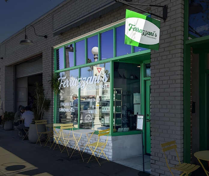 More Photos Of 1974-1992 Lincoln Ave, Pasadena Storefront Retail Office For Lease