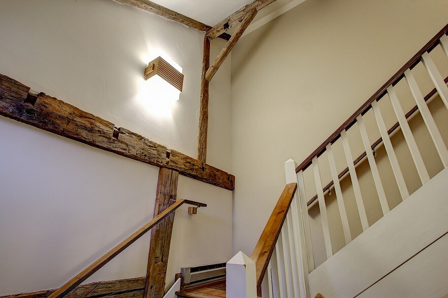 More Photos Of 14135 N Cedarburg Rd, Mequon Office For Lease