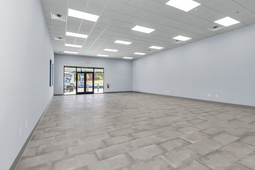 More Photos Of 4505 Windsor Spring Rd, Hephzibah Convenience Store For Lease