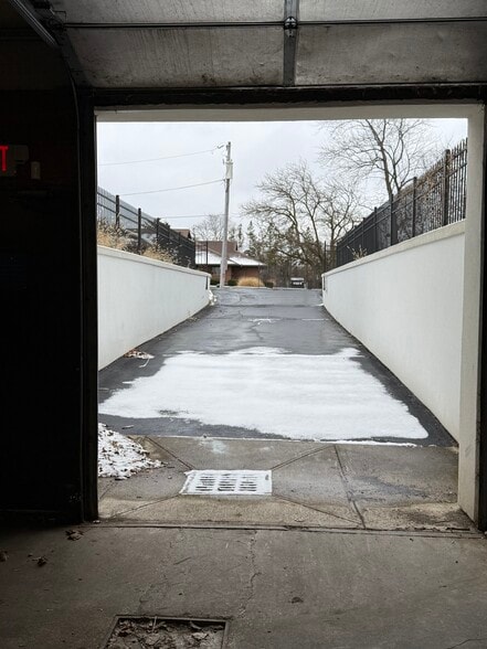 More Photos Of 1922 S Smithville Rd, Dayton Freestanding For Sale