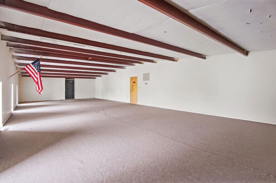 More Photos Of 1197 Piney Green Rd, Jacksonville Auto Repair For Lease