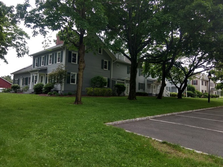 More Photos Of 2 Clerico Ln, Hillsborough Unknown For Lease
