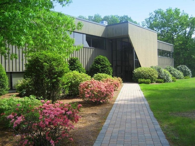 Primary Photo Of 6 Lyberty Way, Westford Office For Sale