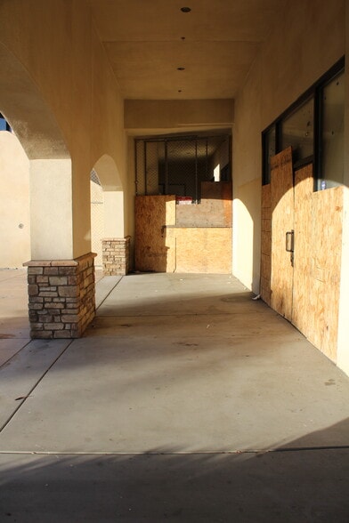 More Photos Of 1778-1950 W Florida Ave, Hemet Unknown For Lease