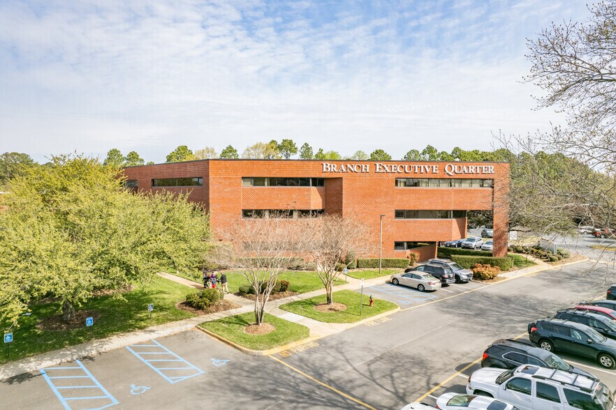 More Photos Of 4016 Raintree Rd, Chesapeake Medical For Lease