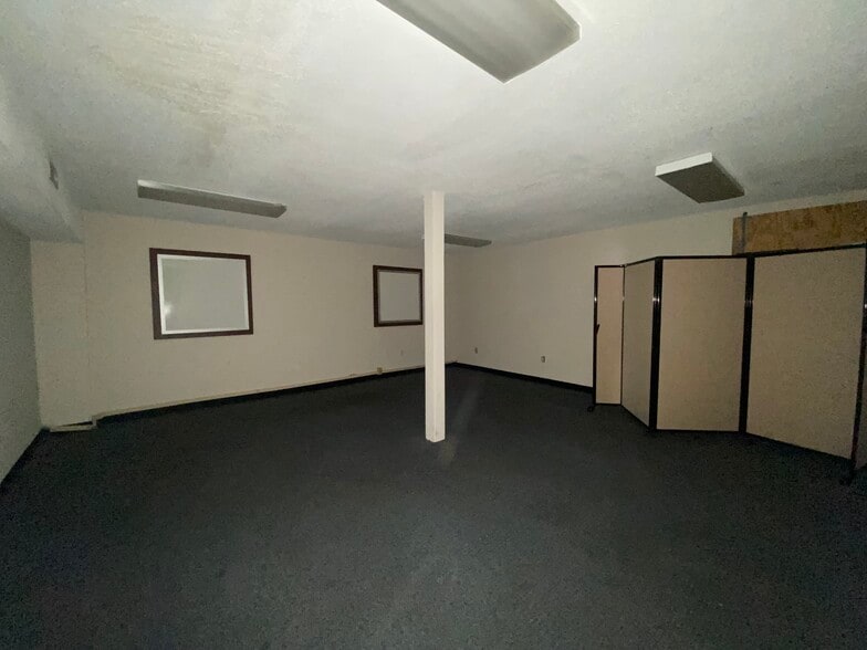 More Photos Of 8300 Dorchester Rd, Charleston Warehouse For Lease