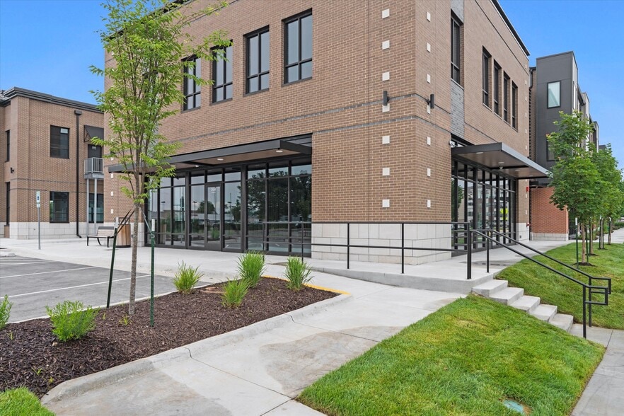 More Photos Of 2914-2924 Buchanan St, Kansas City Unknown For Lease