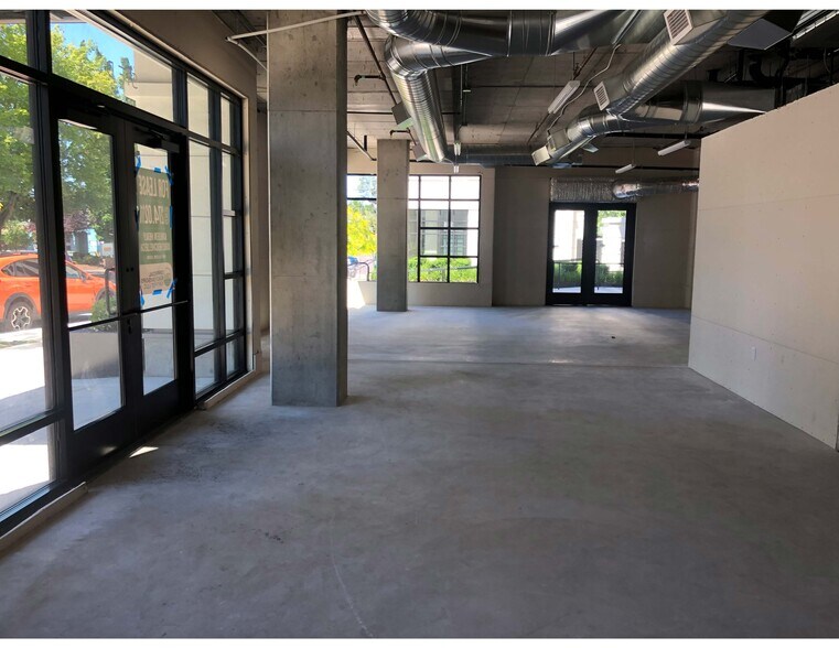 More Photos Of 518 NE 20th Ave, Portland Apartments For Lease