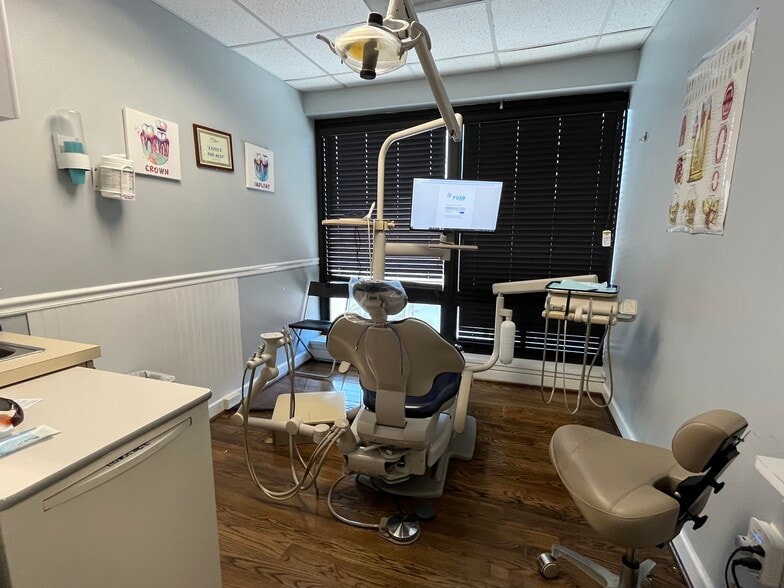 More Photos Of 14332-14430 Richmond Hwy, Woodbridge Unknown For Lease