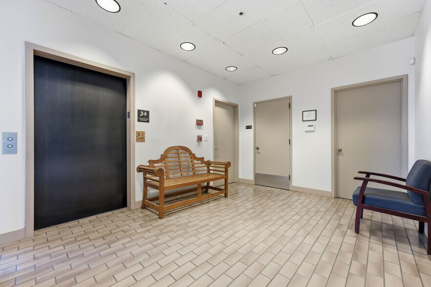 More Photos Of 2110 Forest Ave, San Jose Medical For Lease