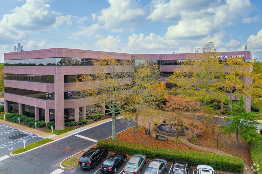 More Photos Of 780 Lynnhaven Pky, Virginia Beach Office For Lease