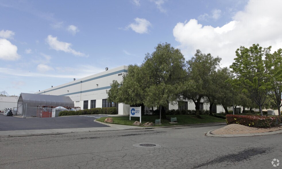 Primary Photo Of 30655 San Clemente St, Hayward Warehouse For Lease
