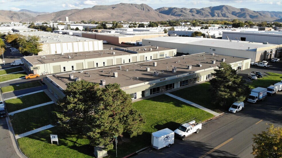 More Photos Of 385 Freeport Blvd, Sparks Light Distribution For Lease