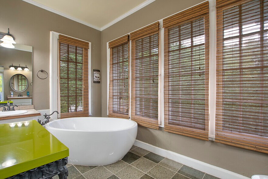 More Photos Of , Dallas Unknown For Sale