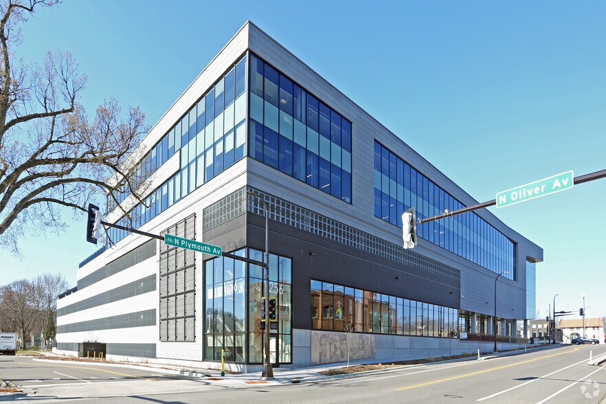 More Photos Of 1256 Penn Ave N, Minneapolis Medical For Lease