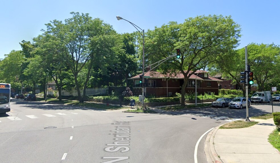 Primary Photo Of 7728 N Sheridan Rd, Chicago Land For Sale