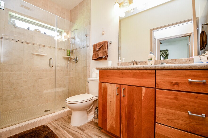 More Photos Of 540 Chisolm Trl, Wallis Manufactured Housing Mobile Home Park For Sale