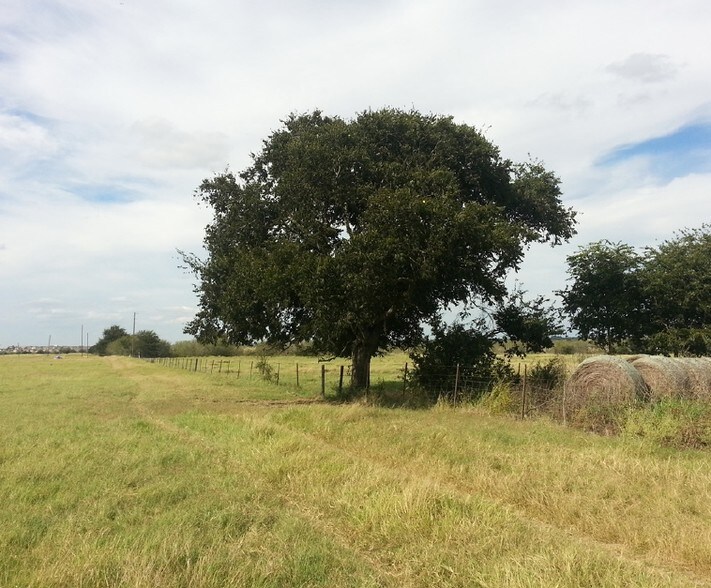More Photos Of 4721 N Hwy 123, San Marcos Land For Sale