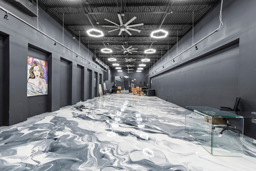 More Photos Of 2052 NW Miami Ct, Miami Flex For Lease