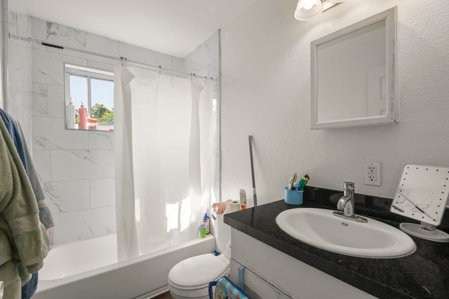 More Photos Of 545 S 9th St, San Jose Apartments For Sale