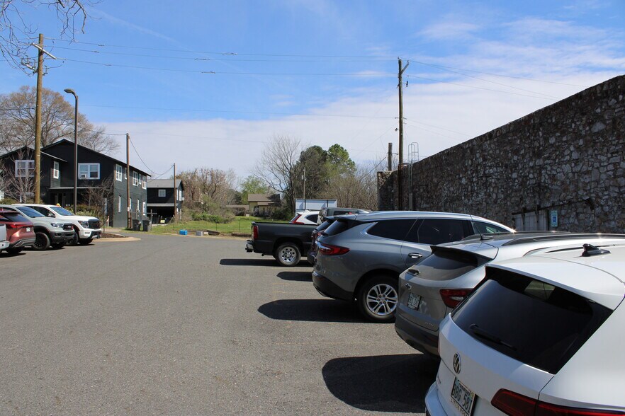 More Photos Of 500 Ouachita Ave, Hot Springs National Park Storefront Retail Office For Sale