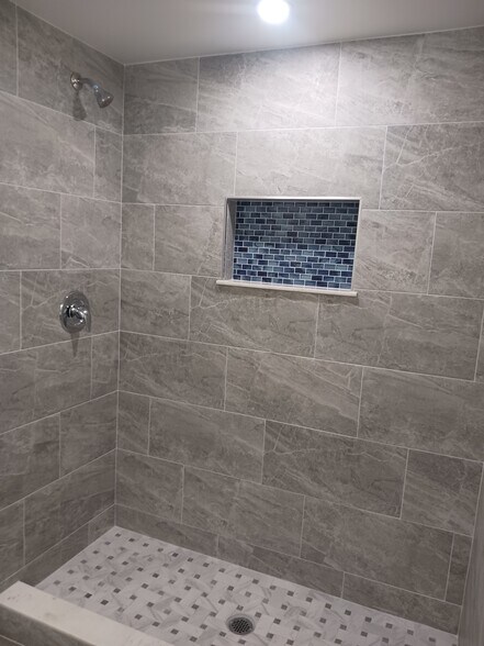 More Photos Of 24 SW 13th St, Dania Beach Apartments For Sale