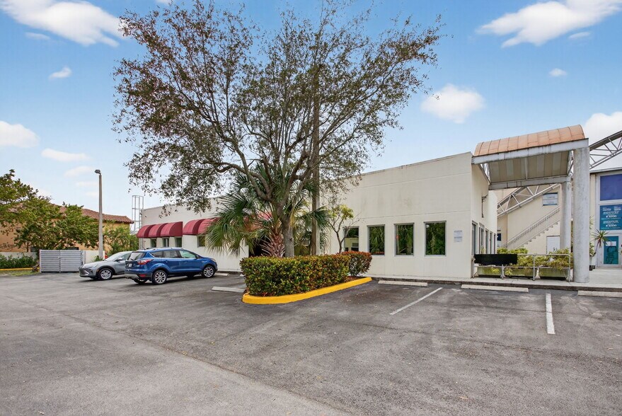 More Photos Of 2800 N State Road 7, Margate Medical For Sale