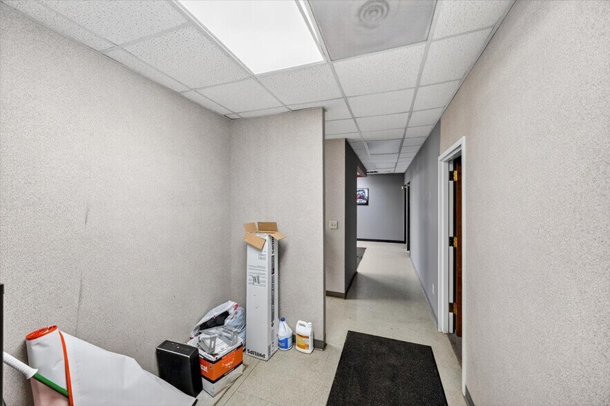 More Photos Of 4308 Interstate Dr, Macon-Bibb Office For Lease