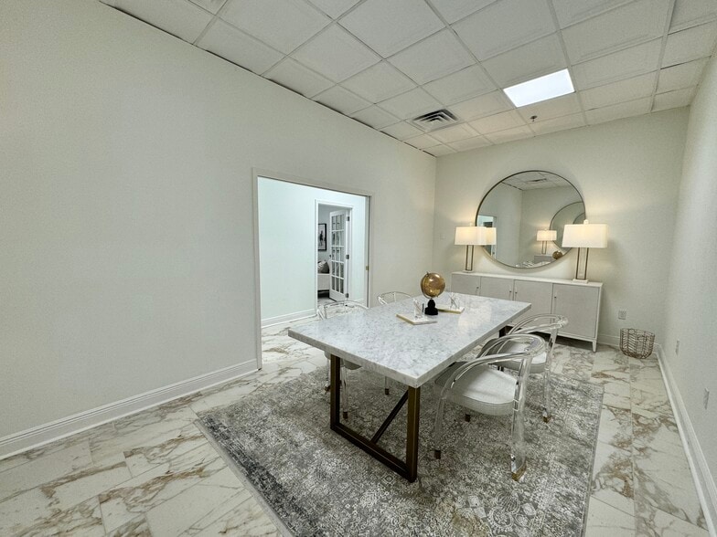 More Photos Of 224 E Garden St, Pensacola Apartments For Sale