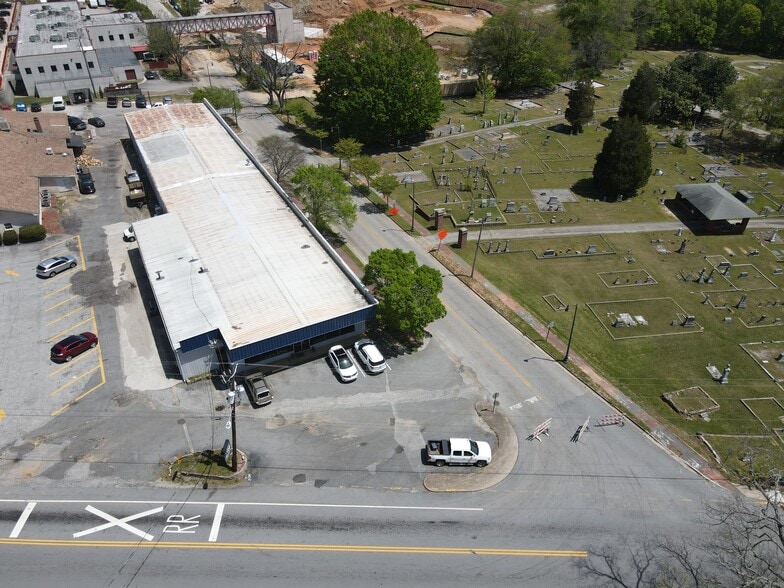 More Photos Of 8550 Rose Ave, Douglasville Warehouse For Sale